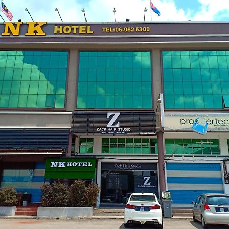 N K Hotel Муар Екстериор снимка